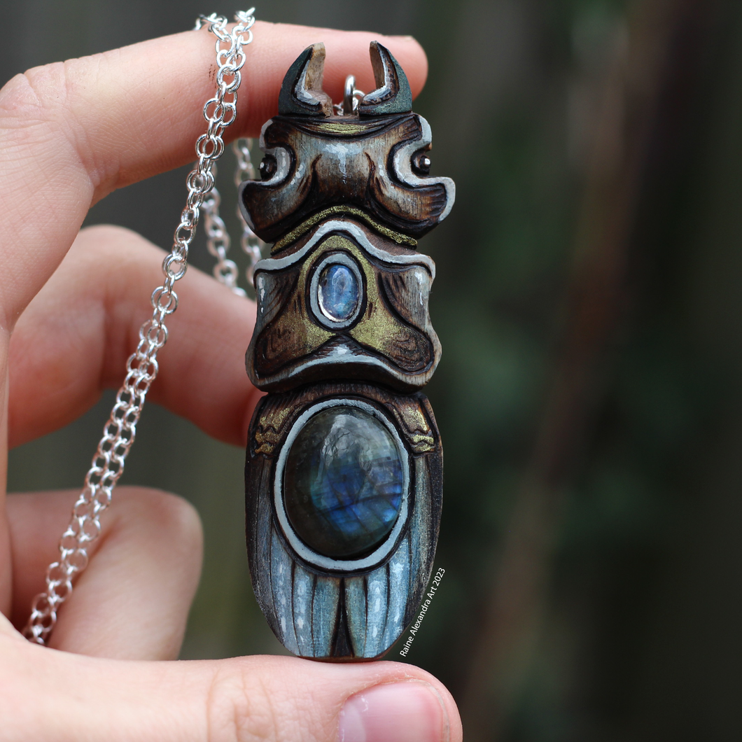 Blue and Gold Beetle Pendant with Labradorite
